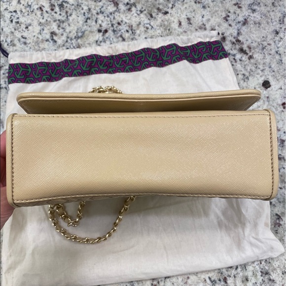 Tory Burch Fleming Medium Bag | Toasted Wheat - Picture 6 of 7